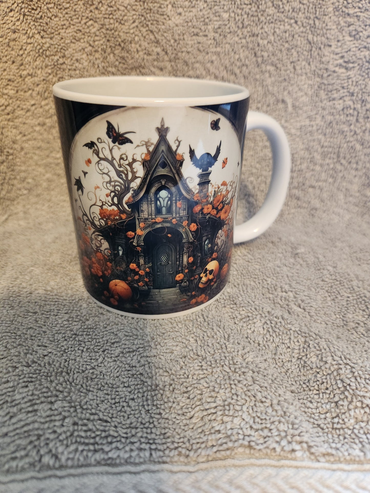 Halloween House Mug